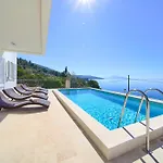 Vilă St Martin-reef - Exclusive Seafront With Private Heated Pool Martinšćica
