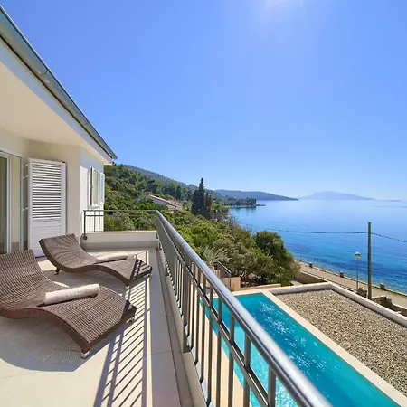 St Martin-reef - Exclusive Seafront With Private Heated Pool *