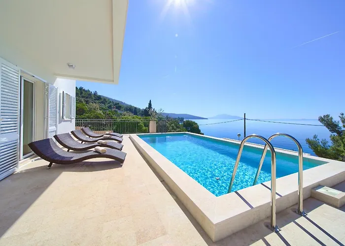 Vila St. Martin-reef Martinšćica