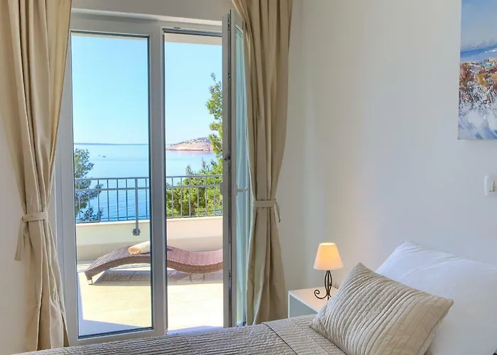 Vila St. Martin-reef Martinšćica