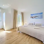 St Martin-reef - Exclusive Seafront With Private Heated Pool Villa Martinšćica